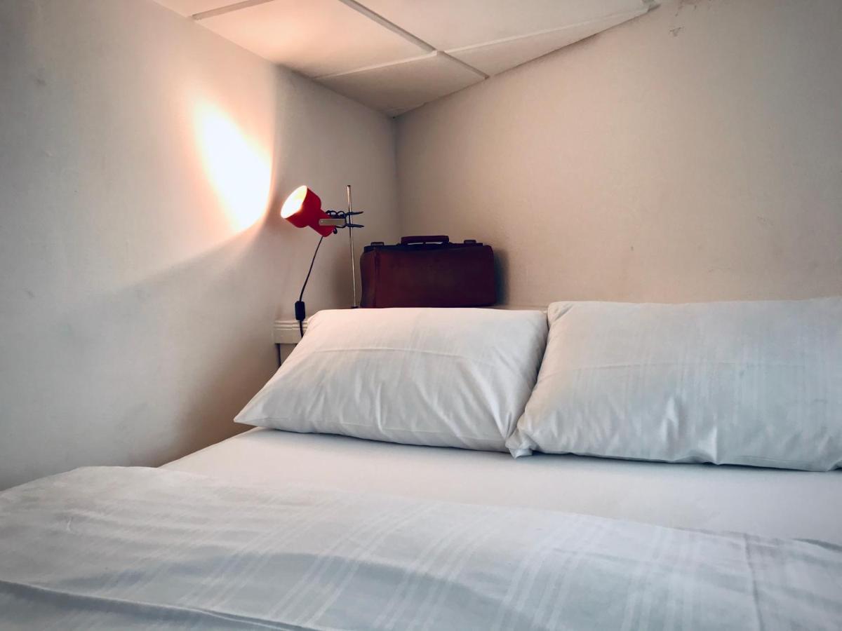 Boutique Hostel Lekkerurlaub เบอร์ลิน ภายนอก รูปภาพ